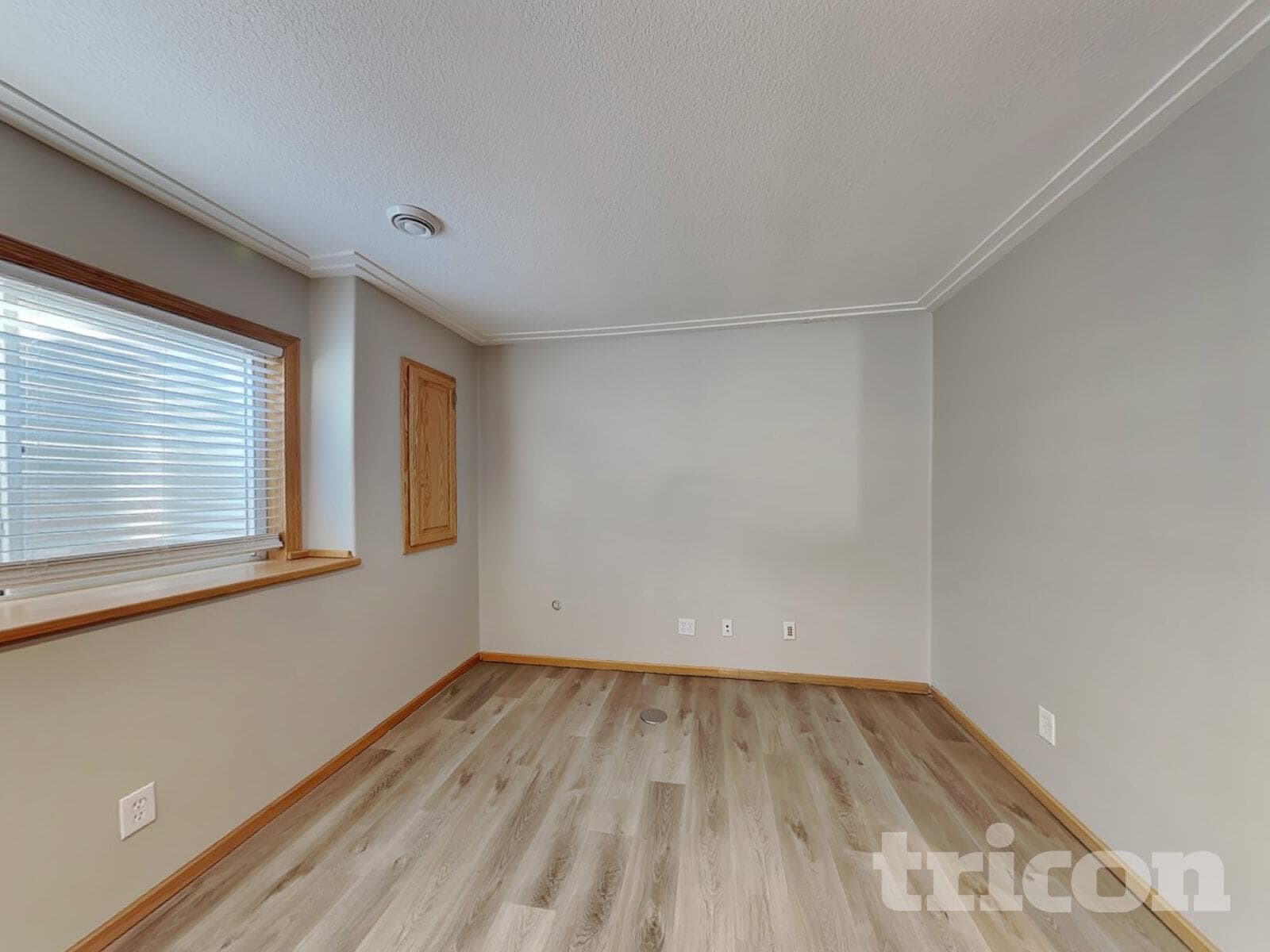 Building Photo - 1909 135th Ave NW