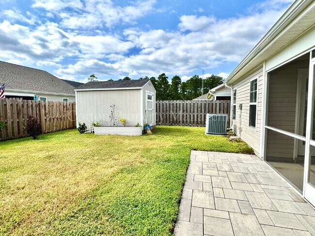 Building Photo - 5283 Vespar Ct