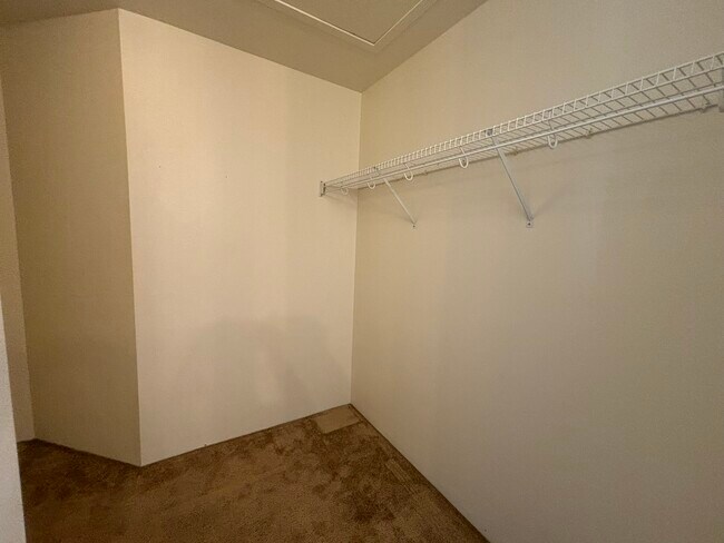 Building Photo - 91-574-574 Makalea St