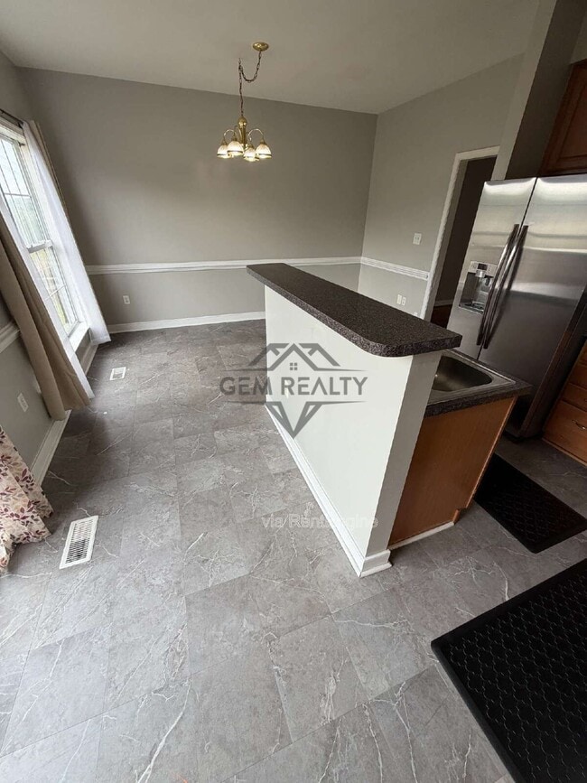 Building Photo - 3318 Broker Ln