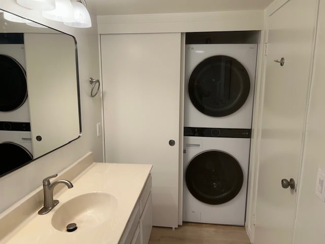 Building Photo - 786 Birchpark Cir