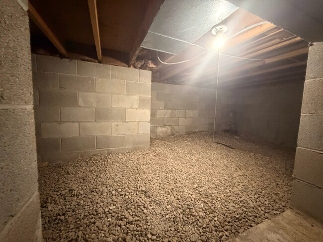 Building Photo - 3317 Kristin Ct