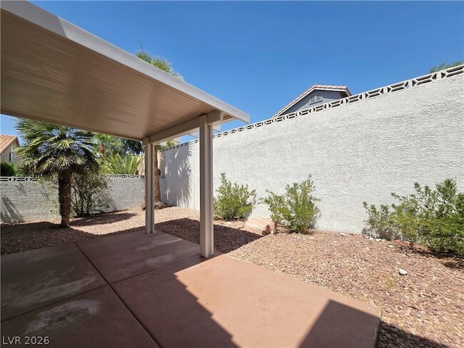 Building Photo - 1909 Scenic Sunrise Dr