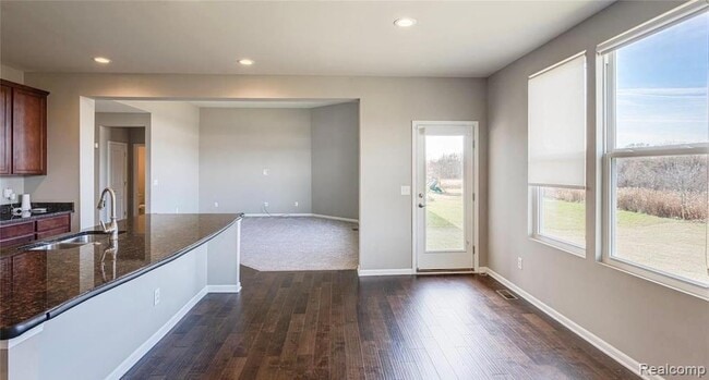 Building Photo - 2274 Findley Cir