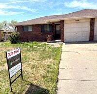 Building Photo - Cozy 2 Bedroom 1 Bath Duplex in West Loveland. Near Lake Loveland!
