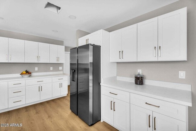 Building Photo - 25810 S Boxwood Dr