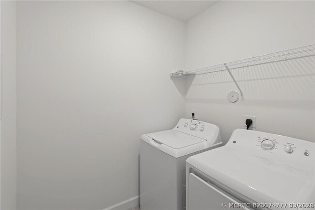 Building Photo - 5604 Stradella Dr