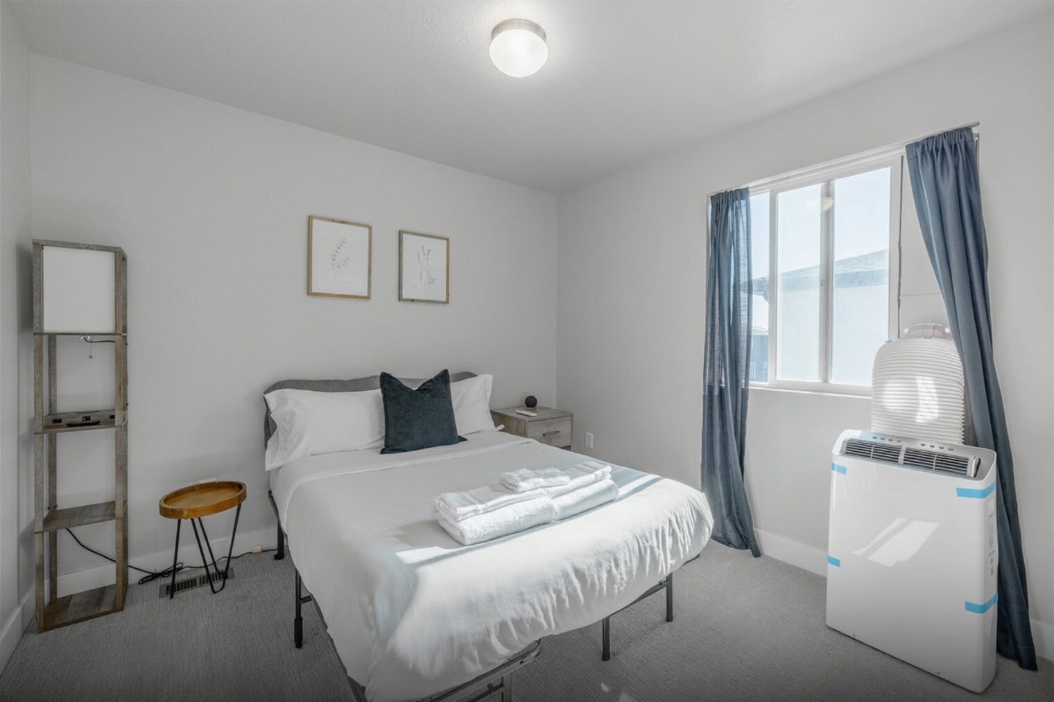 Building Photo - 1024 W 400 S