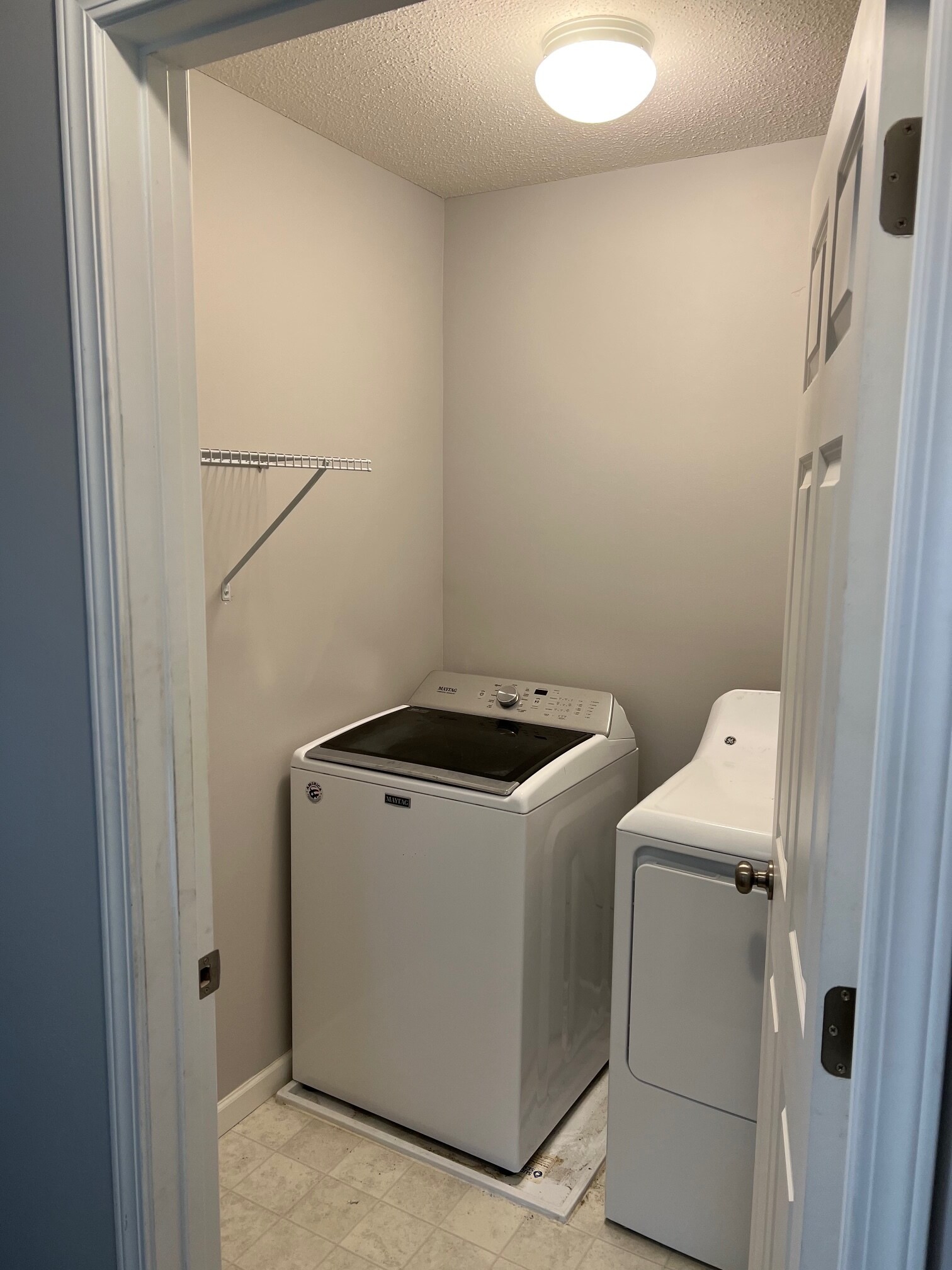 Building Photo - 1000 Chestnut St