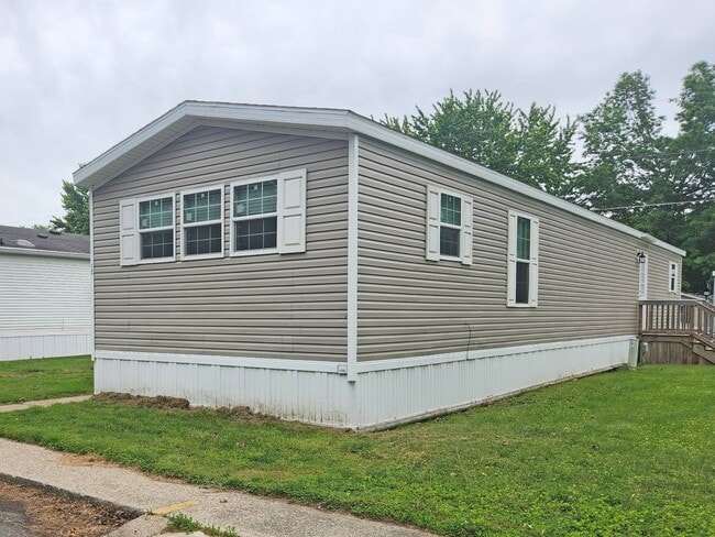 Building Photo - 2900 N Apperson Way