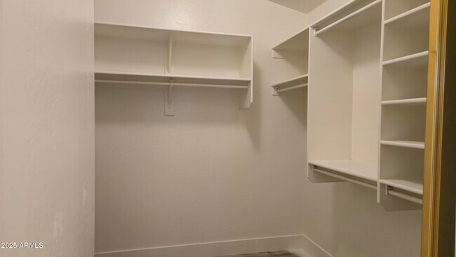 Building Photo - 16230 N 99th Way