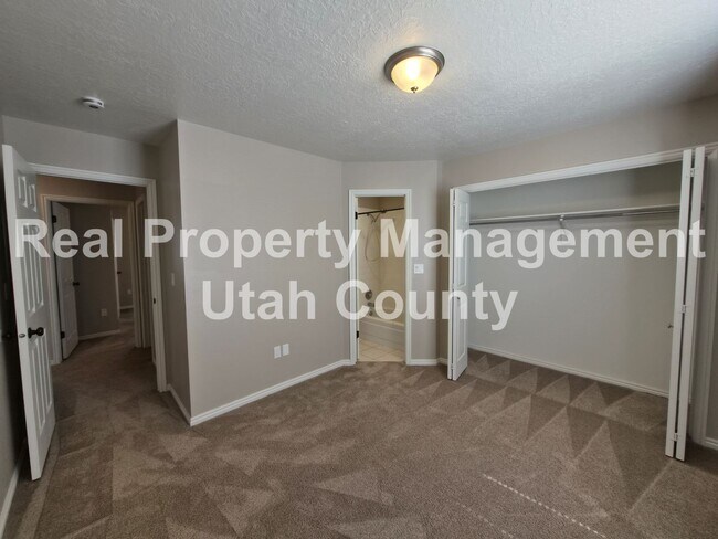Building Photo - Qualify With 2.5x Rent in Income. Plus Hal...