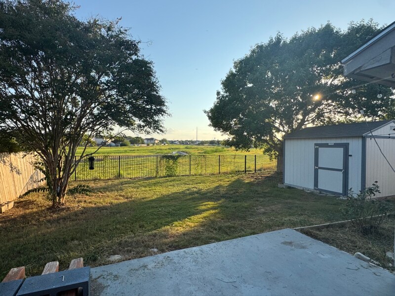 Building Photo - 2618 Dove Crossing Dr