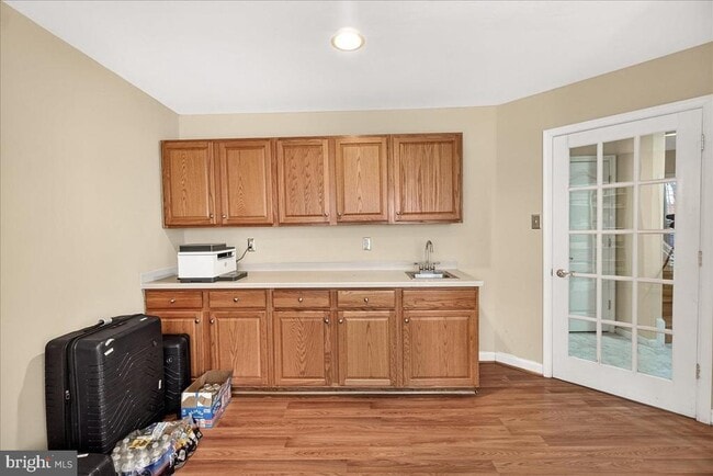 Building Photo - 10229 Rutland Round Rd