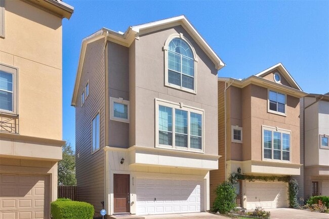 Primary Photo - 3117 Clearview Cir