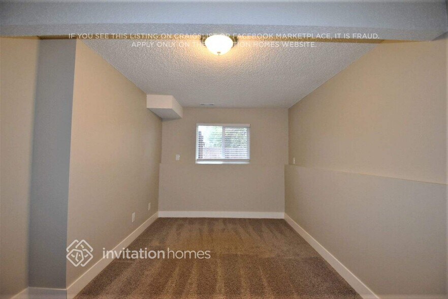 Building Photo - 4750 Hennings Dr