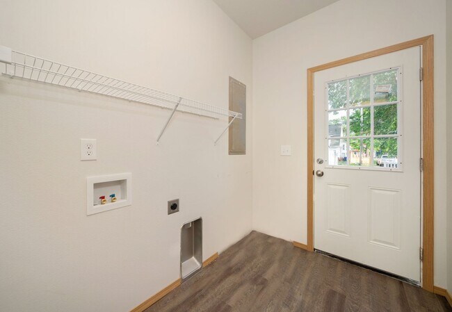Building Photo - 1113 W Sinto Ave