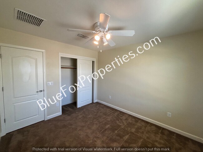 Building Photo - 12901 N Camino Vieja Rancheria