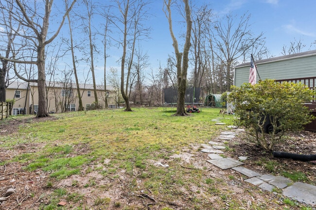 Building Photo - Youngs Drive