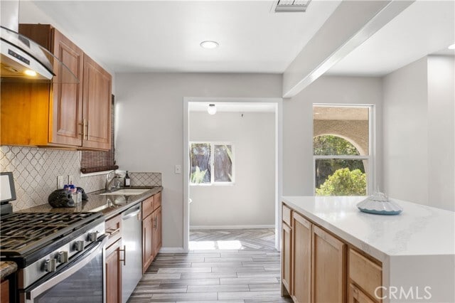 Building Photo - 285 S Espanita St