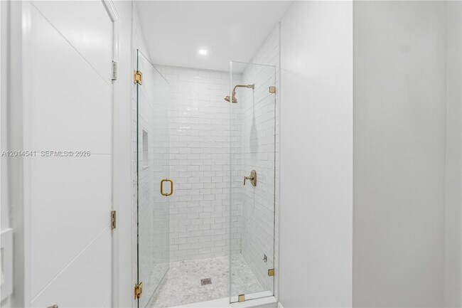 Building Photo - 7985 SW 136th St
