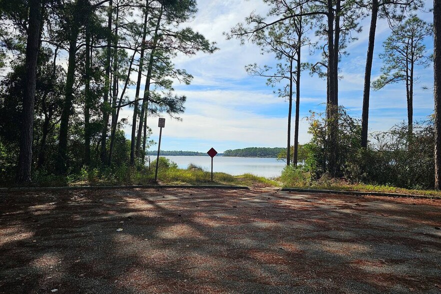 1 block to Bayou Grande - 512 Paulding Ave