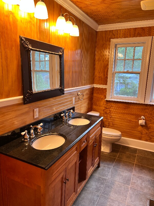 Building Photo - 830 North Ave