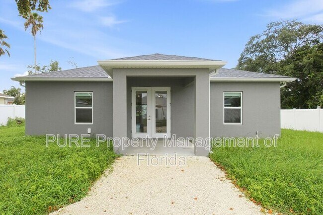 Building Photo - 13831 SW 33rd Terrace
