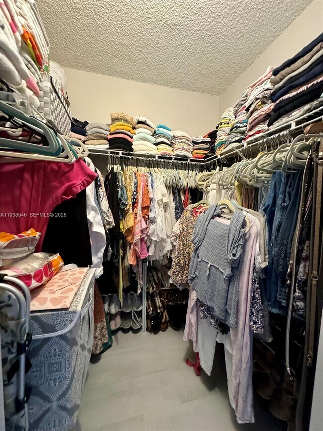 Building Photo - 2711 Ocean Club Blvd