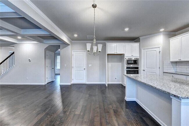 Building Photo - 354 Paxton LN