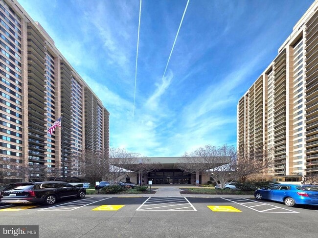 Building Photo - 5505 Seminary Rd