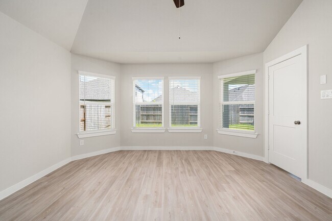 Building Photo - 21670 Wave Holw Dr
