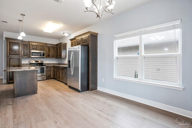 Building Photo - 970 John Deere Ln