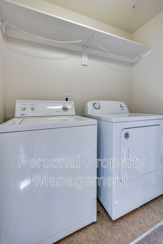 Building Photo - 112 W 24th St