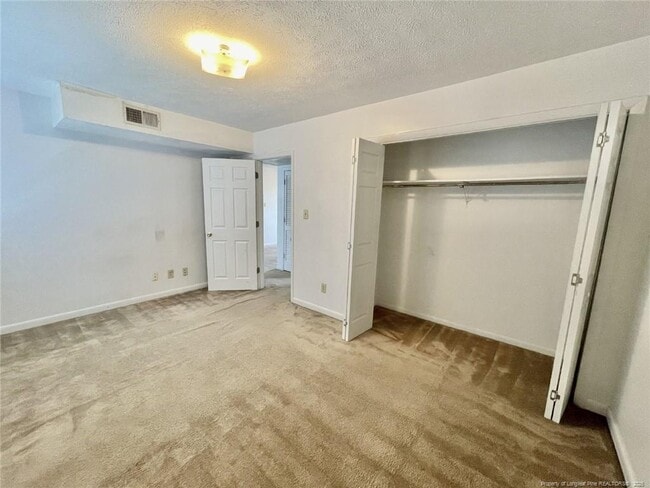 Building Photo - 307 Bradford Ave