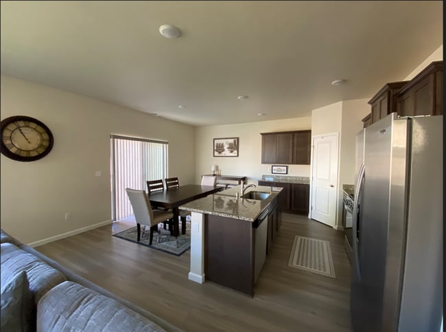 Building Photo - Modern & Spacious 5-Bedroom Home in Desirable Sultan Community
