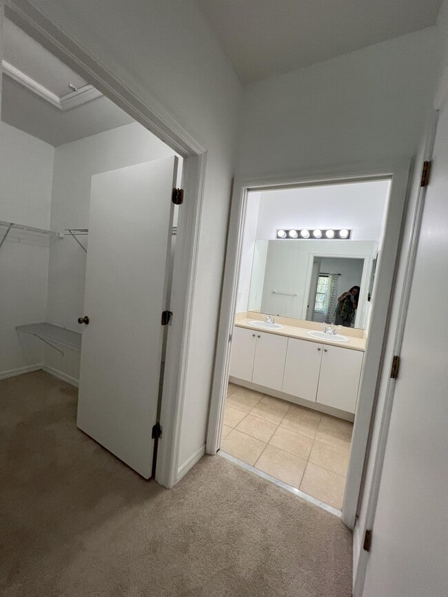 Building Photo - 8407 Bernwood Cove Loop