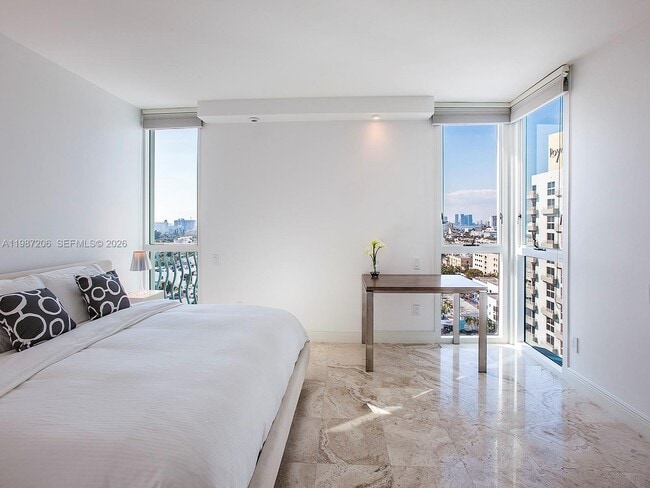 Building Photo - 1500 Ocean Dr