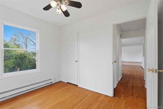 Building Photo - 25 Woodland Terrace Ct