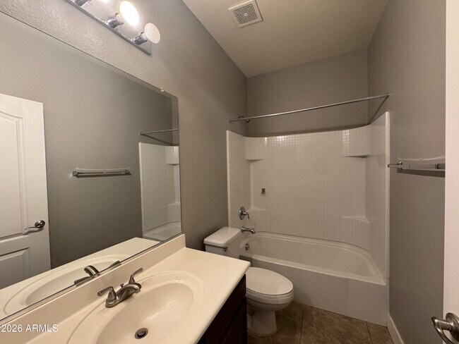 Building Photo - 9575 W Quail Ave