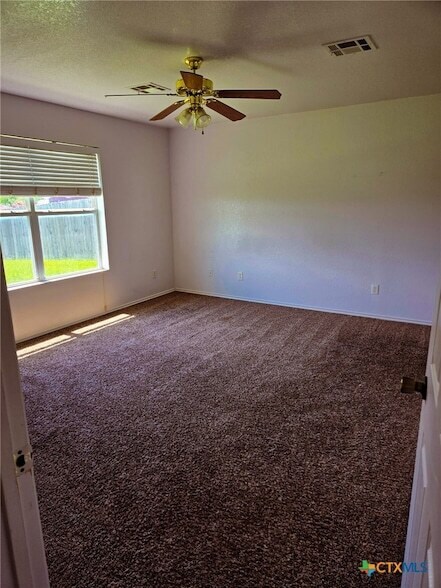 Building Photo - 5208 Bridle Dr