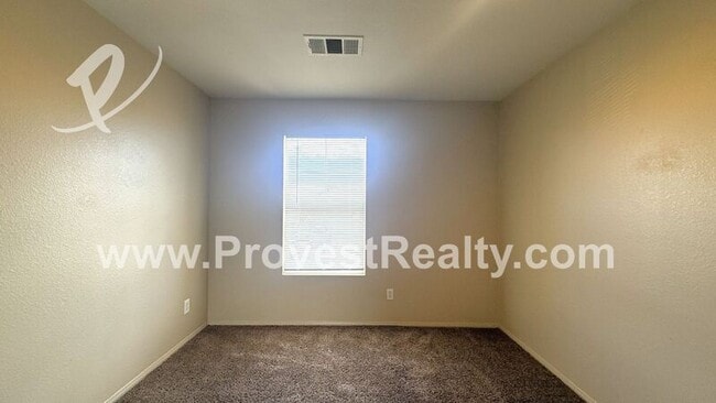 Building Photo - 9495 Apricot Ct