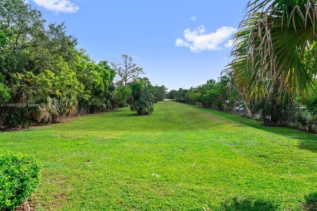 Building Photo - 9405 SW 76th St