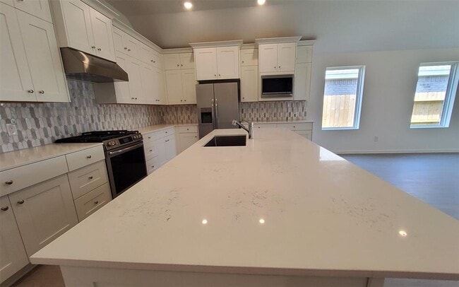 Building Photo - 6422 Seafoam Lake Dr