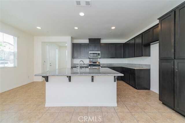 Building Photo - 2840 S Via Belamaria