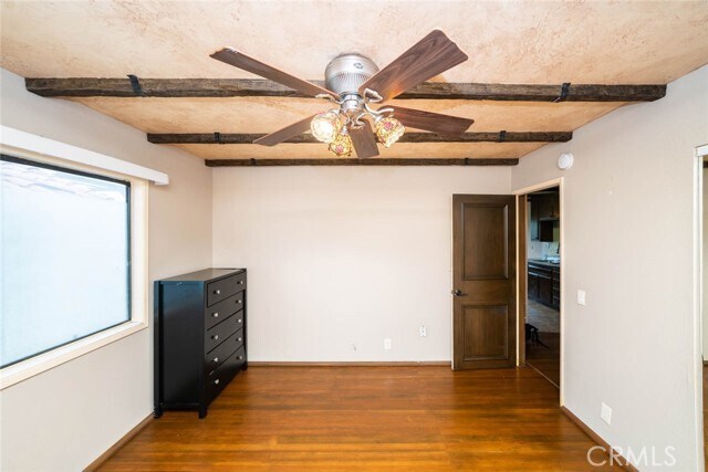 Building Photo - 1534 Buena Vista