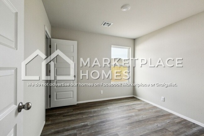 Building Photo - 27411 E 117th St S