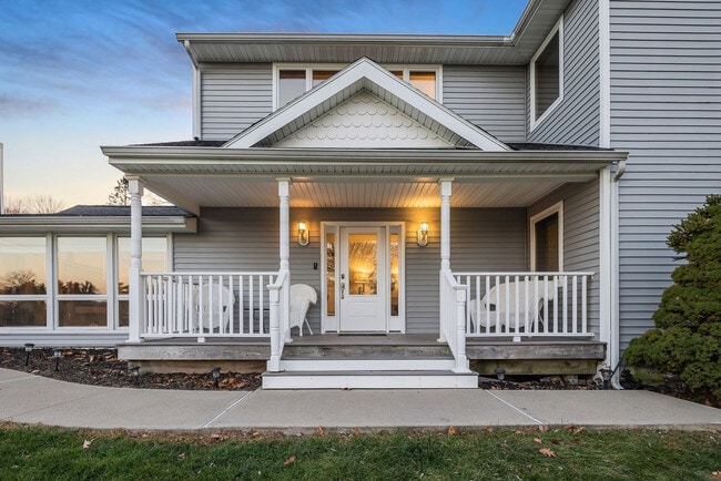 Building Photo - 119 Circle Dr