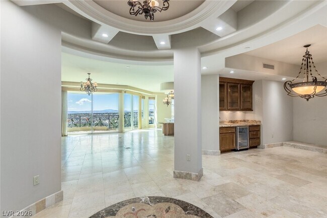 Building Photo - 9103 Alta Dr