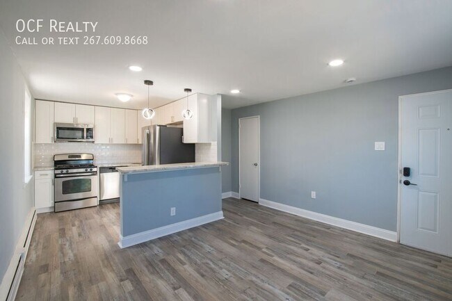 Building Photo - 5905 Houghton St